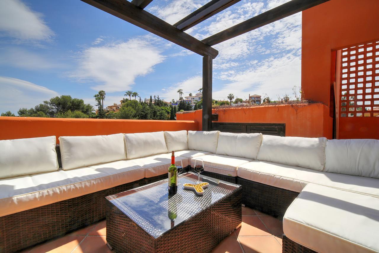 Jardines De Nueva Galera Cozy Penthouse Apartment Estepona Ngoại thất bức ảnh