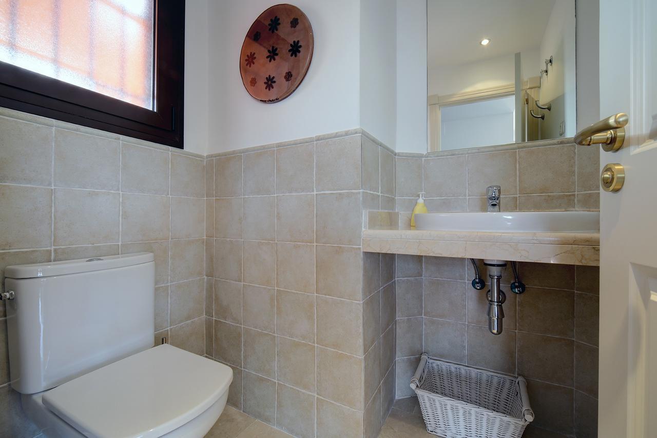 Jardines De Nueva Galera Cozy Penthouse Apartment Estepona Ngoại thất bức ảnh