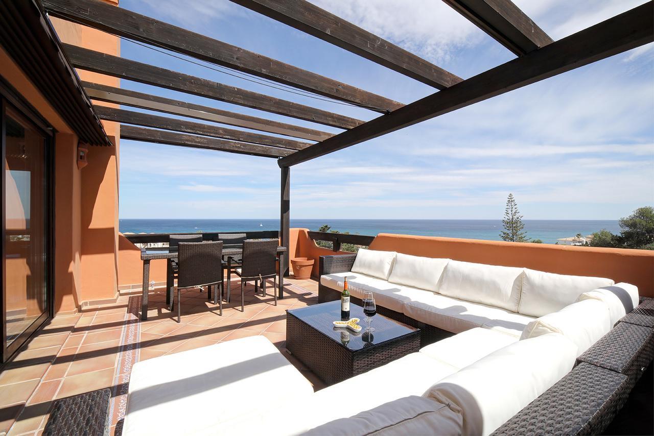 Jardines De Nueva Galera Cozy Penthouse Apartment Estepona Ngoại thất bức ảnh