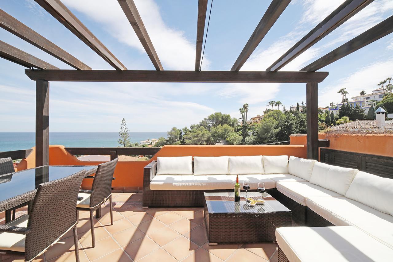 Jardines De Nueva Galera Cozy Penthouse Apartment Estepona Ngoại thất bức ảnh