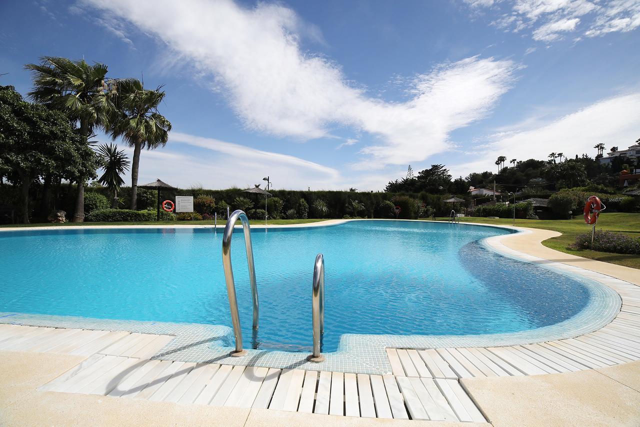 Jardines De Nueva Galera Cozy Penthouse Apartment Estepona Ngoại thất bức ảnh