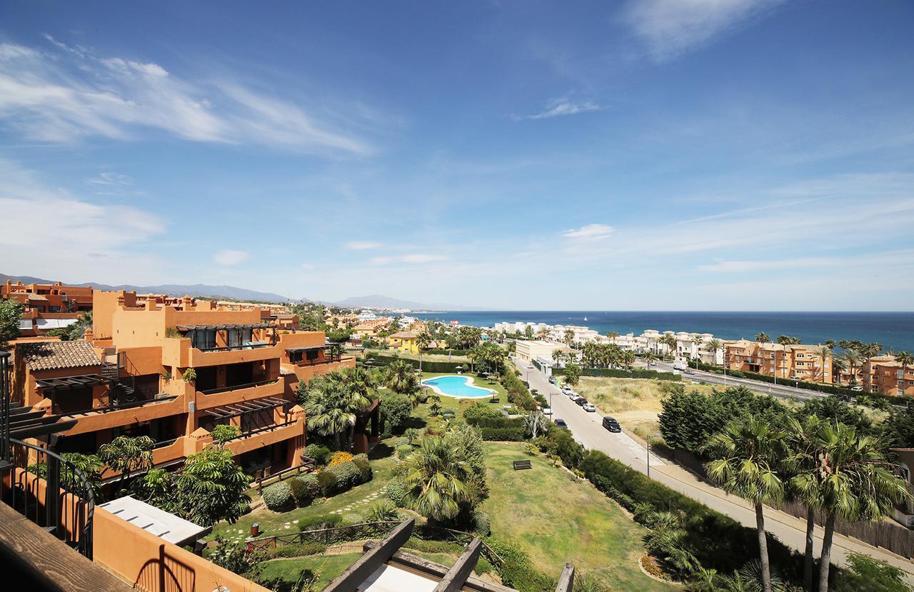 Jardines De Nueva Galera Cozy Penthouse Apartment Estepona Ngoại thất bức ảnh