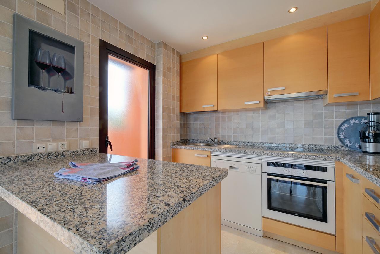 Jardines De Nueva Galera Cozy Penthouse Apartment Estepona Ngoại thất bức ảnh
