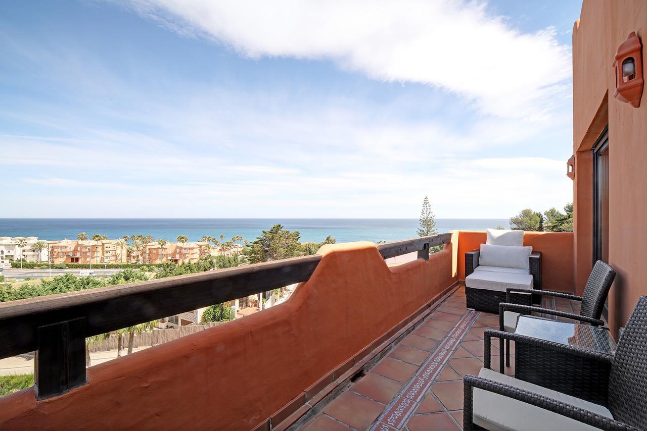 Jardines De Nueva Galera Cozy Penthouse Apartment Estepona Ngoại thất bức ảnh