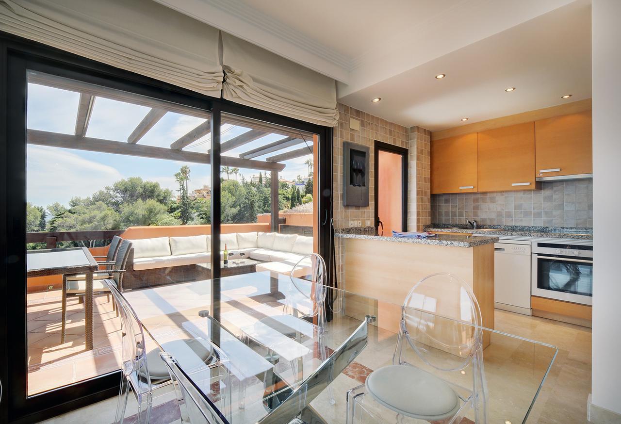 Jardines De Nueva Galera Cozy Penthouse Apartment Estepona Ngoại thất bức ảnh